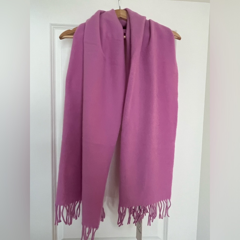 ‼️QUICK SALE - Scotch & Soda - Pink - 100% Virgin Wool Scarf